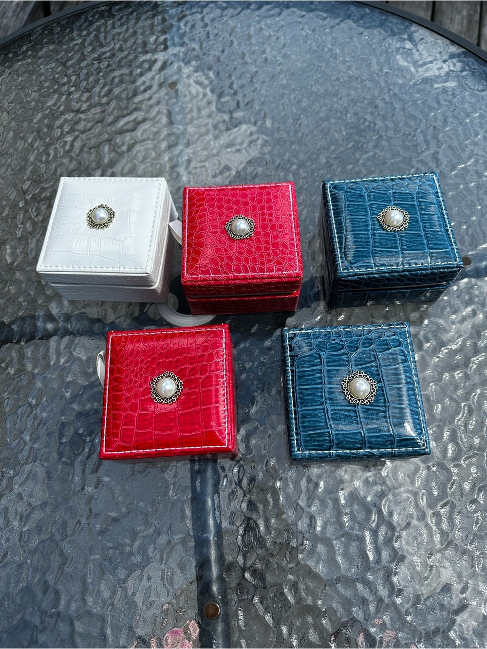 Jewelry Box - White Red Blue Faux Croc Case with Pearl Accent +1 mystery jewelry